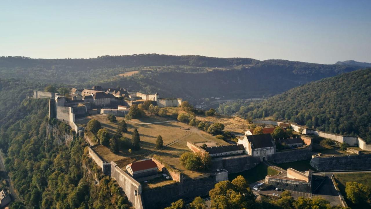 Vue Spectaculaire - La Verriere - Centre-ville - Home-one Besançon